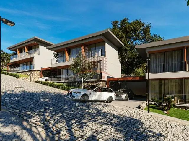 Casa / Sobrado para Venda em Nova Friburgo/RJ Cônego 3 Quartos
