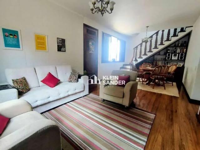 Casa / Sobrado para Venda em Nova Friburgo/RJ Cônego 4 Quartos