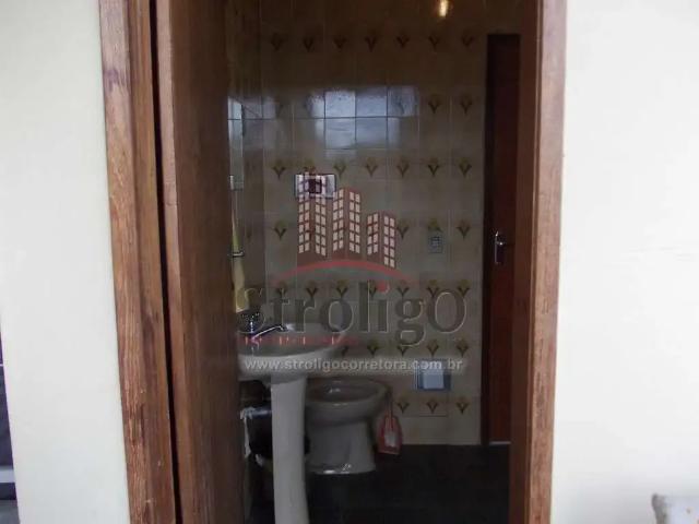 Casa / Sobrado para Venda em Nova Friburgo/RJ Centro 4 Quartos
