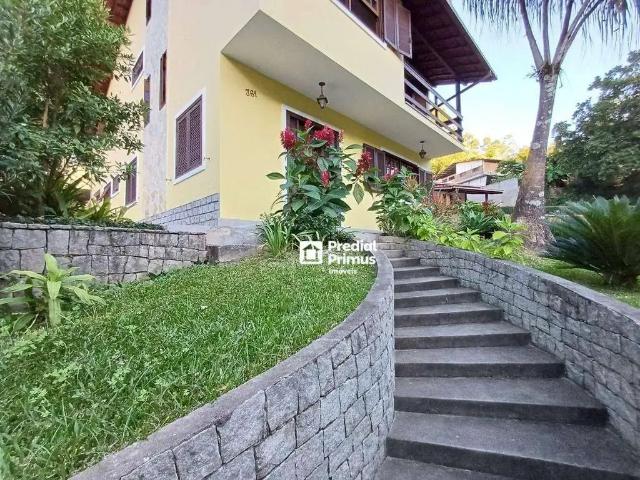 Casa / Sobrado para Venda em Nova Friburgo/RJ Centro 6 Quartos