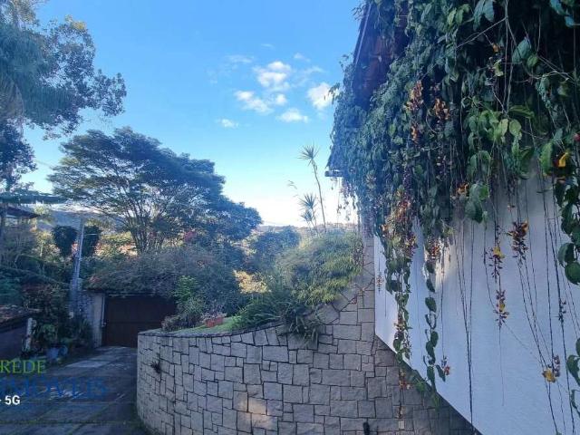 Casa / Sobrado para Venda em Nova Friburgo/RJ Sans Souci 4 Quartos
