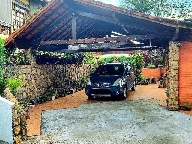 Casa / Sobrado para Venda em Nova Friburgo/RJ Santa Elisa 4 Quartos