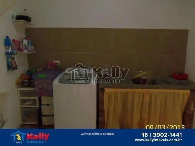 Casa / Sobrado para Venda em Nova Guataporanga/SP Centro 3 Quartos