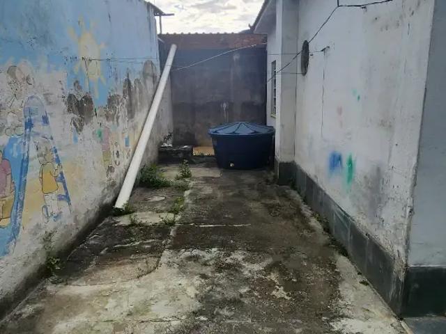 Casa / Sobrado para Venda em Nova Iguaçu/RJ Miguel Couto 2 Quartos