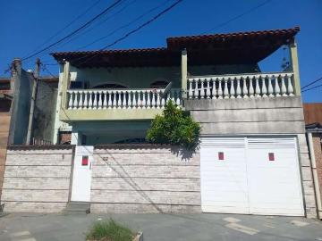 Casa / Sobrado para Venda em Nova Iguaçu/RJ Califórnia 4 Quartos