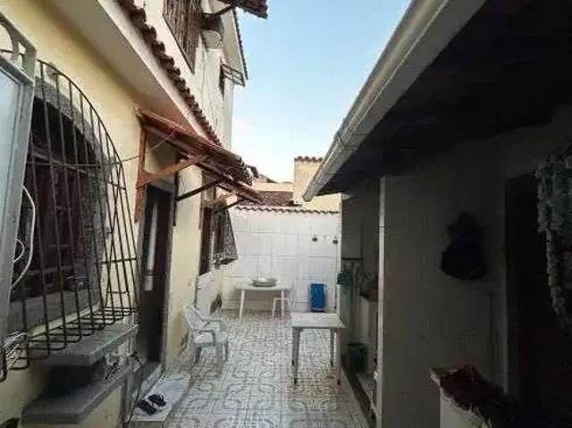 Casa / Sobrado para Venda em Nova Iguaçu/RJ Centro 5 Quartos