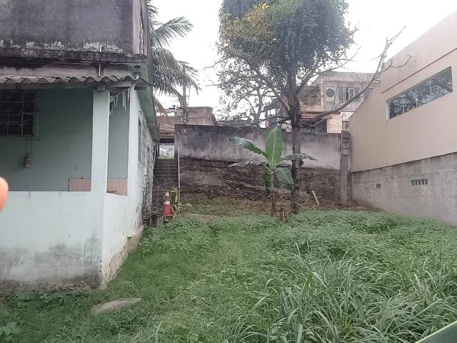 Casa / Sobrado para Venda em Nova Iguaçu/RJ Centro 1 Quartos