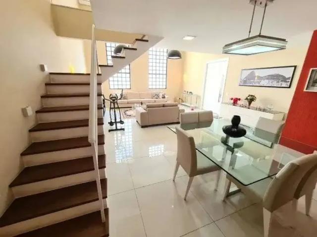 Casa / Sobrado para Venda em Nova Iguaçu/RJ Centro 3 Quartos