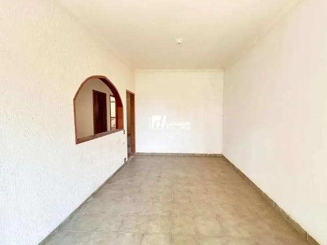 Casa / Sobrado para Venda em Nova Iguaçu/RJ Centro 3 Quartos
