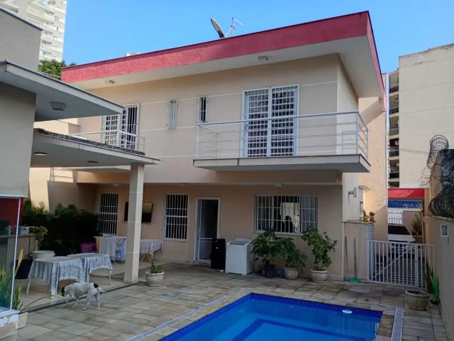Casa / Sobrado para Venda em Nova Iguaçu/RJ Centro 3 Quartos