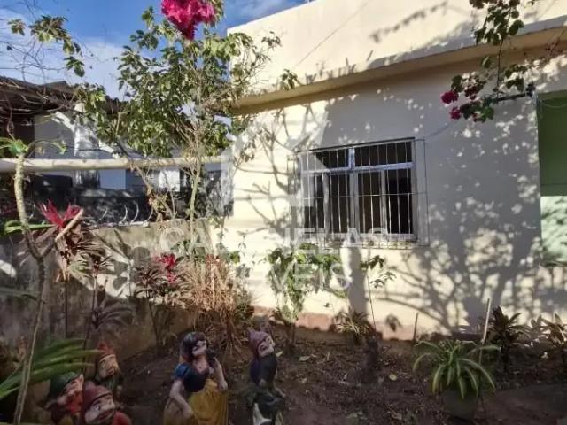 Casa / Sobrado para Venda em Nova Iguaçu/RJ Comendador Soares 2 Quartos