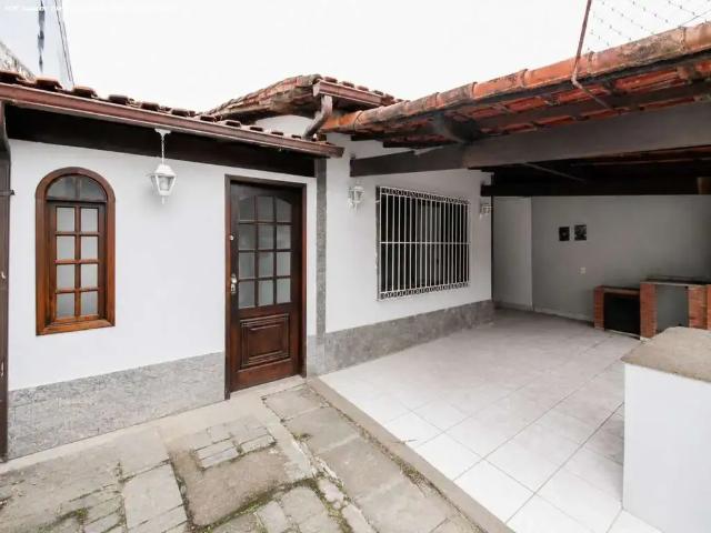 Casa / Sobrado para Venda em Nova Iguaçu/RJ Da Luz 3 Quartos