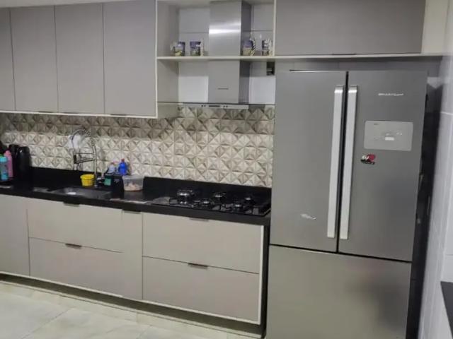 Casa / Sobrado para Venda em Nova Iguaçu/RJ Figueiras 5 Quartos