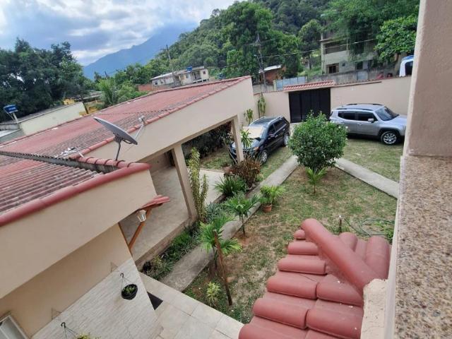 Casa / Sobrado para Venda em Nova Iguaçu/RJ Iguaçu Velho 3 Quartos
