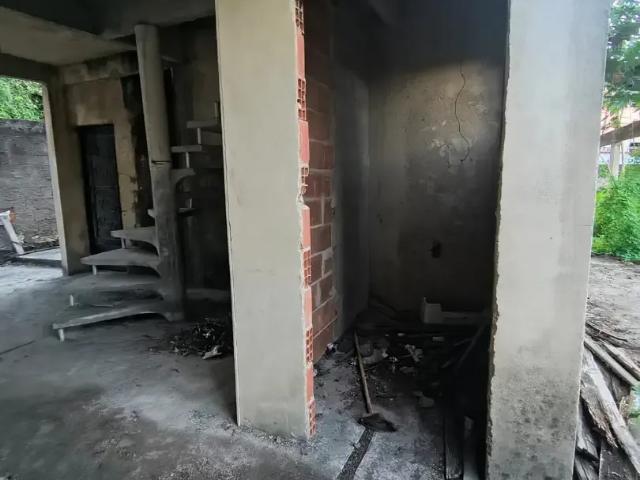 Casa / Sobrado para Venda em Nova Iguaçu/RJ Kennedy 2 Quartos