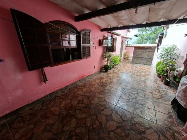 Casa / Sobrado para Venda em Nova Iguaçu/RJ Ponto Chic 2 Quartos