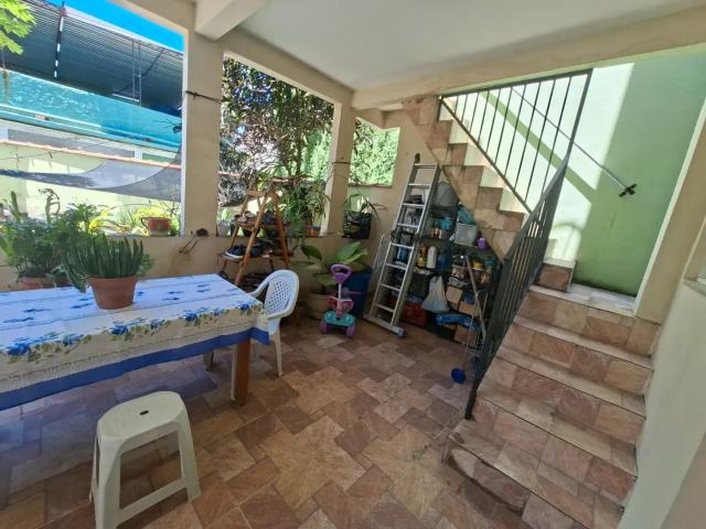 Casa / Sobrado para Venda em Nova Iguaçu/RJ Posse 4 Quartos