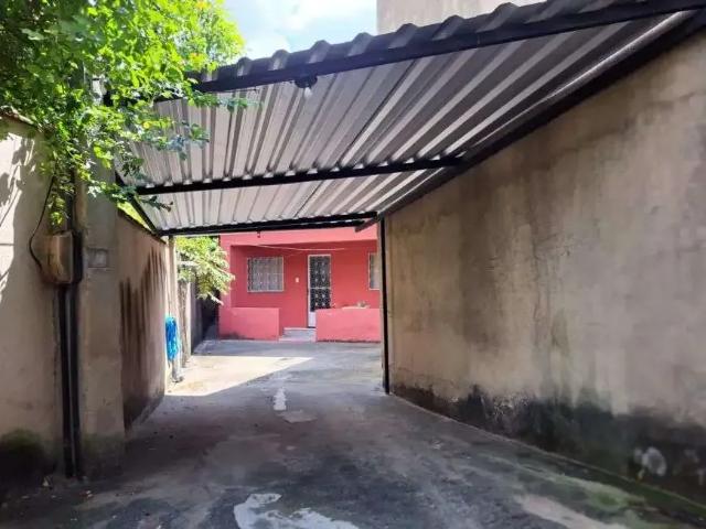 Casa / Sobrado para Venda em Nova Iguaçu/RJ Valverde 2 Quartos
