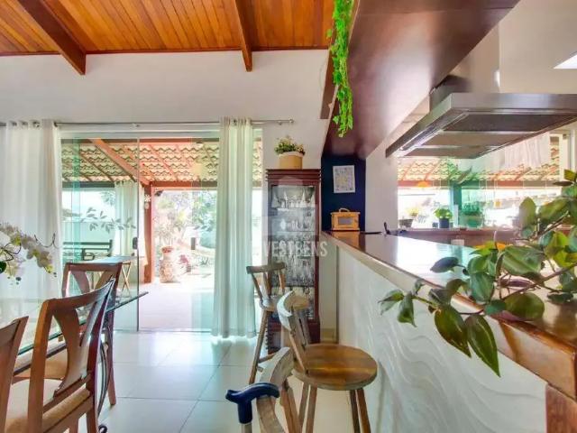 Casa / Sobrado para Venda em Nova Lima/MG Balneário Água Limpa 4 Quartos