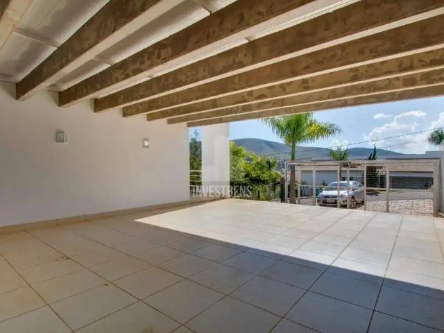 Casa / Sobrado para Venda em Nova Lima/MG Balneário Água Limpa 5 Quartos