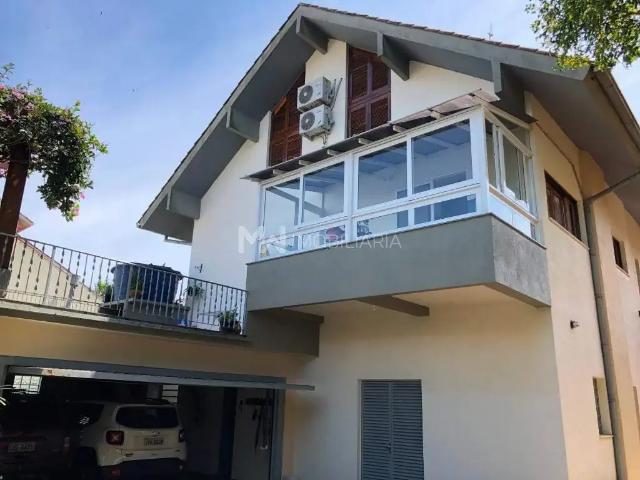 Casa / Sobrado para Venda em Nova Petrópolis/RS Centro 5 Quartos