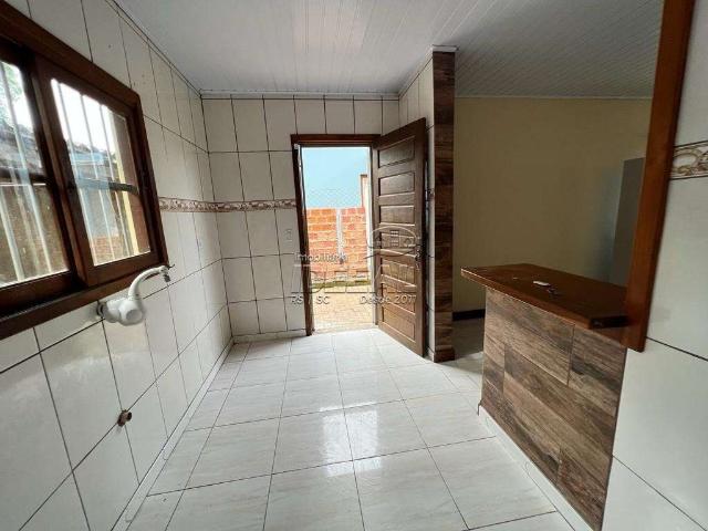 Casa / Sobrado para Venda em Nova Santa Rita/RS Berto Círio 2 Quartos