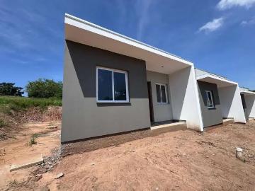 Casa / Sobrado para Venda em Nova Santa Rita/RS California 2 Quartos