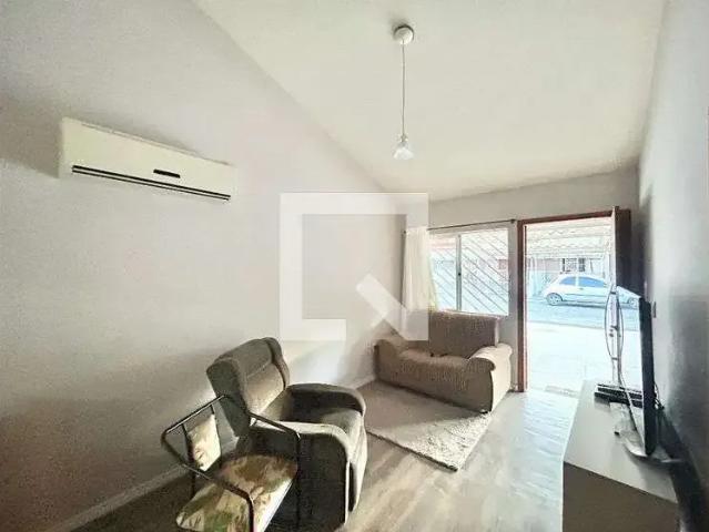 Casa / Sobrado para Venda em Novo Hamburgo/RS Canudos 2 Quartos