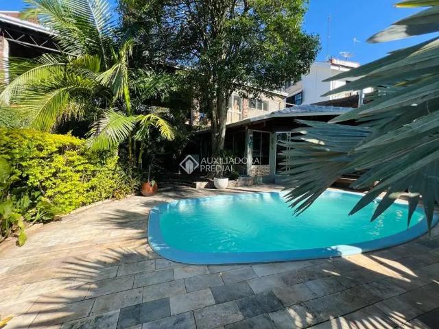 Casa / Sobrado para Venda em Novo Hamburgo/RS Hamburgo Velho 4 Quartos