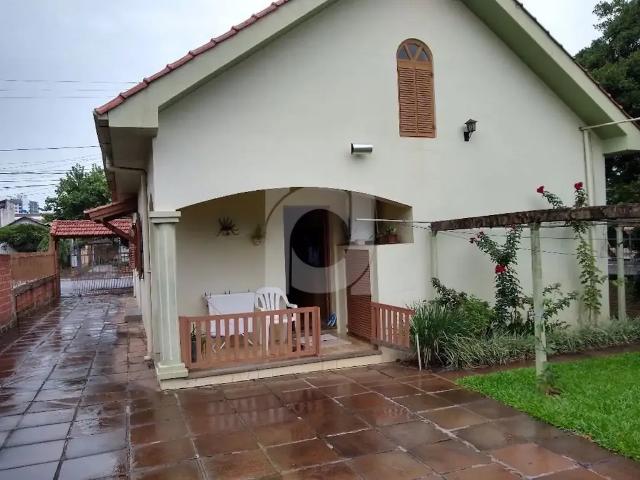 Casa / Sobrado para Venda em Novo Hamburgo/RS Ideal 3 Quartos