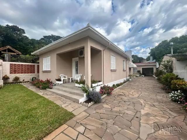 Casa / Sobrado para Venda em Novo Hamburgo/RS São José 3 Quartos