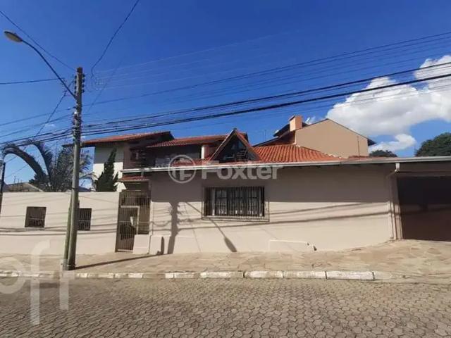 Casa / Sobrado para Venda em Novo Hamburgo/RS Santo Afonso 5 Quartos