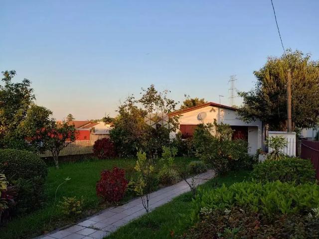 Casa / Sobrado para Venda em Novo Hamburgo/RS Petrópolis 4 Quartos