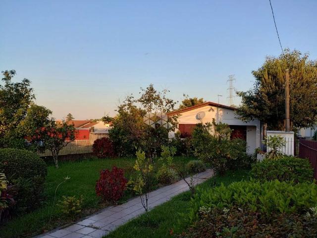 Casa / Sobrado para Venda em Novo Hamburgo/RS Petrópolis 4 Quartos