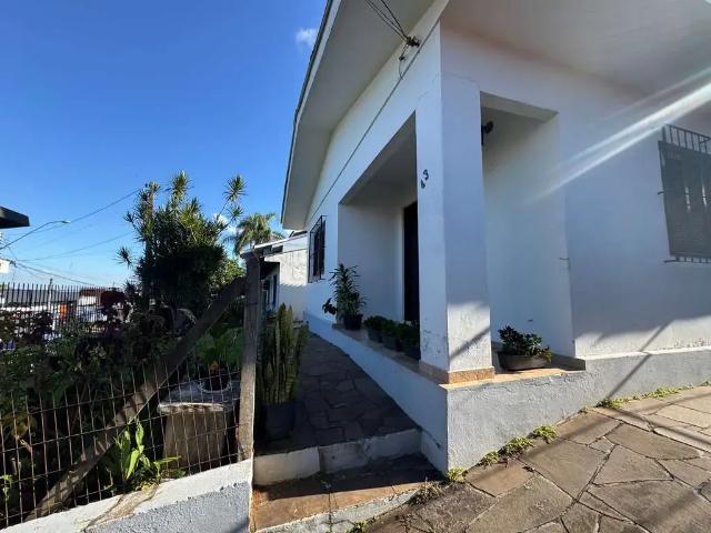 Casa / Sobrado para Venda em Novo Hamburgo/RS Petrópolis 2 Quartos