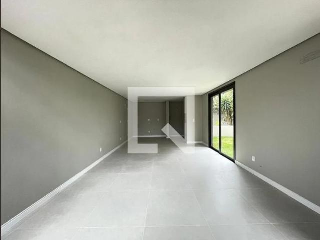 Casa / Sobrado para Venda em Novo Hamburgo/RS Primavera 3 Quartos