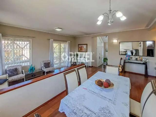 Casa / Sobrado para Venda em Novo Hamburgo/RS Primavera 4 Quartos