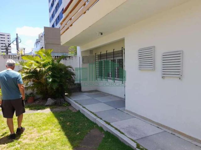 Casa / Sobrado para Venda em Olinda/PE Casa Caiada 5 Quartos