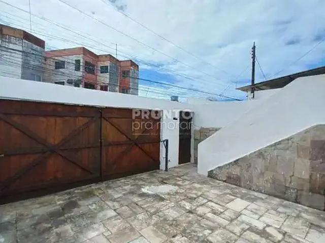 Casa / Sobrado para Venda em Olinda/PE Fragoso 3 Quartos