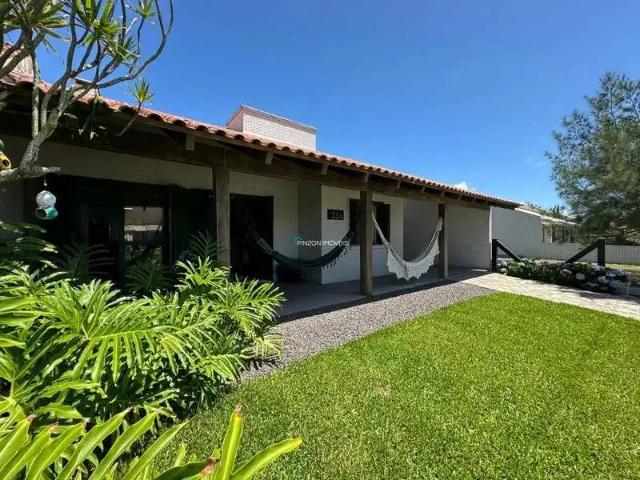 Casa / Sobrado para Venda em Osório/RS Atlântida Sul Distrito 4 Quartos