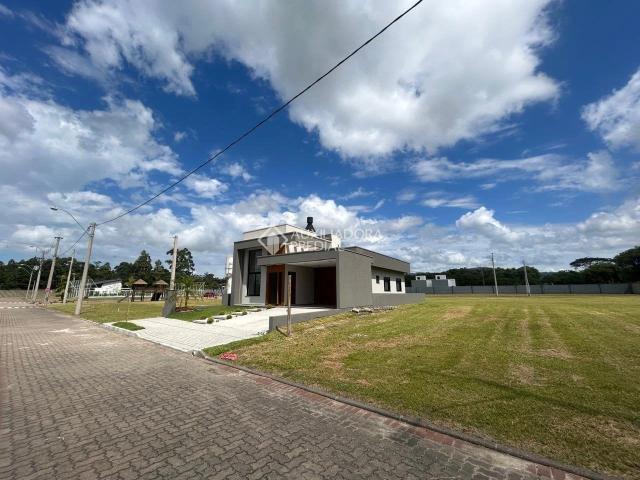 Casa / Sobrado para Venda em Osório/RS Bosque do Albatroz 3 Quartos