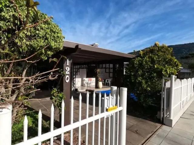 Casa / Sobrado para Venda em Osório/RS Parque Real 4 Quartos
