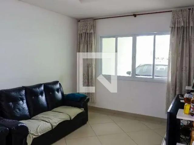 Casa / Sobrado para Venda em Osasco/SP Umuarama 4 Quartos