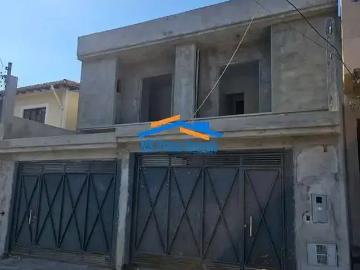Casa / Sobrado para Venda em Osasco/SP Umuarama 4 Quartos