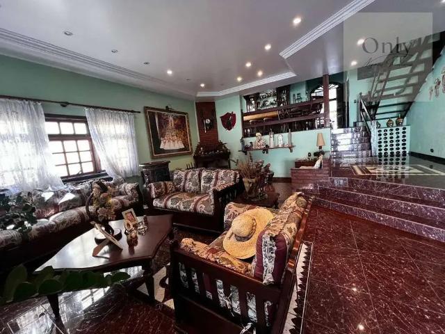 Casa / Sobrado para Venda em Osasco/SP Adalgisa 4 Quartos