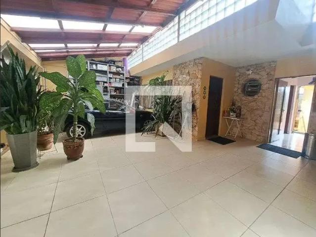 Casa / Sobrado para Venda em Osasco/SP Bussocaba 3 Quartos