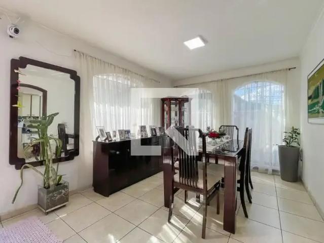 Casa / Sobrado para Venda em Osasco/SP Bussocaba 4 Quartos