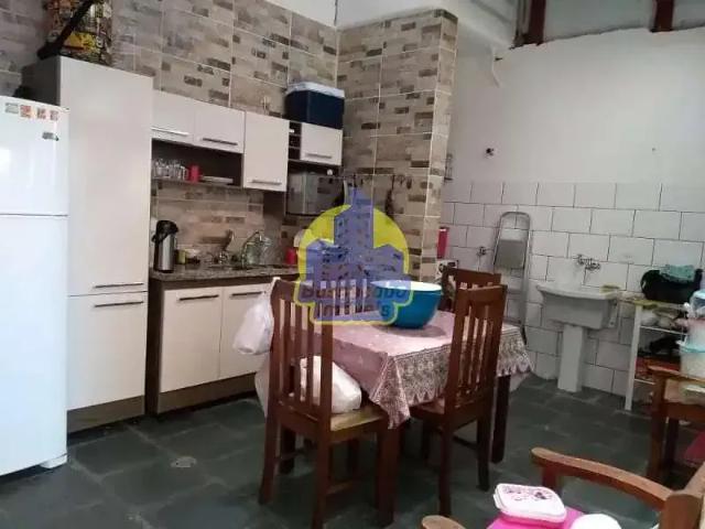 Casa / Sobrado para Venda em Osasco/SP Bussocaba 4 Quartos