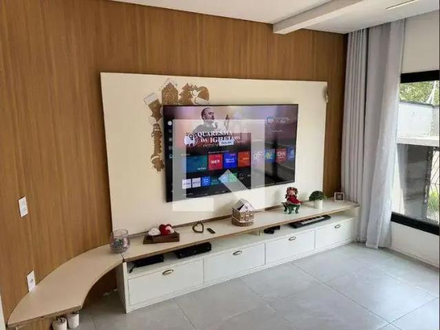 Casa / Sobrado para Venda em Osasco/SP Bussocaba 5 Quartos