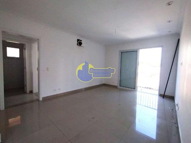 Casa / Sobrado para Venda em Osasco/SP City Bussocaba 4 Quartos